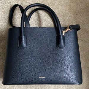 Black Tote Angela Roi